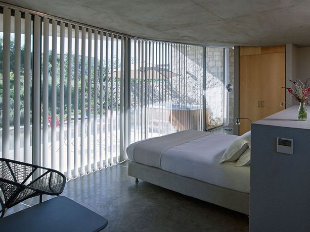 Imagen de la habitación del Hotel Leivatho. Foto 12