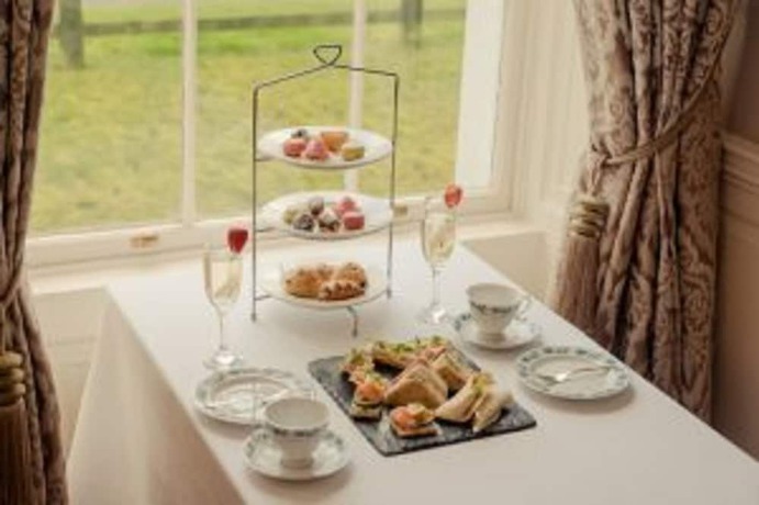 Imagen del bar/restaurante del Hotel Leixlip Manor. Foto 2