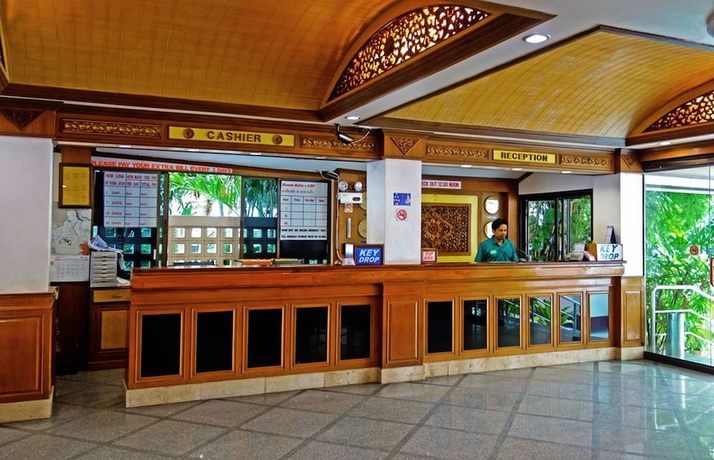 Imagen de los interiores del Hotel Lek Jomtien. Foto 16