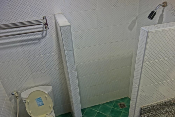 Imagen de la habitación del Hotel Lek Jomtien. Foto 14