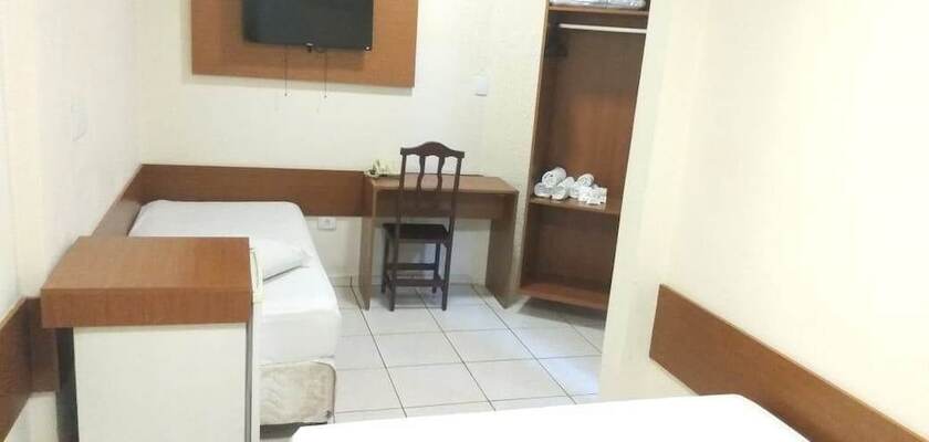 Imagen general del Hotel Lelis. Foto 8