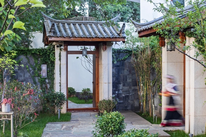 Imagen de la habitación del Hotel Leliving Butterfly Resort Lijiang. Foto 11