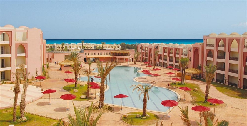 Imagen de los exteriores del Hotel Lella Meriam. Foto 9