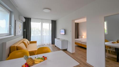 Imagen de la habitación del Hotel Lelle. Foto 20