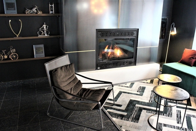 Imagen del bar/restaurante del Hotel Lelux, Montreal. Foto 3