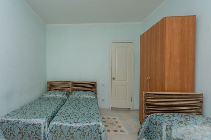 Imagen de la habitación del Hotel Lelux, Ol'ginka. Foto 9