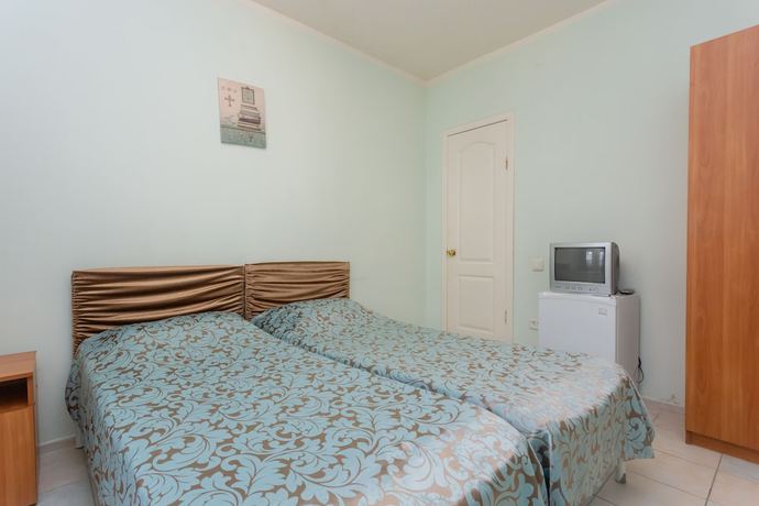 Imagen de la habitación del Hotel Lelux, Ol'ginka. Foto 10