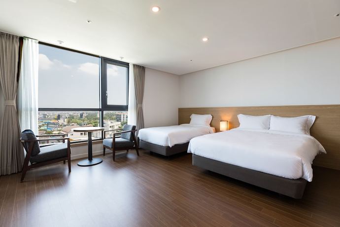 Imagen de la habitación del Hotel Lemain hotel. Foto 17