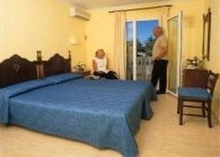 Imagen de la habitación del Hotel Lemar. Foto 17