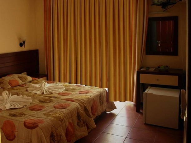 Imagen general del Hotel Lemas Suite. Foto 9