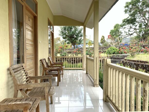 Imagen general del Hotel Lembah Rinjani Villa and Resto. Foto 9