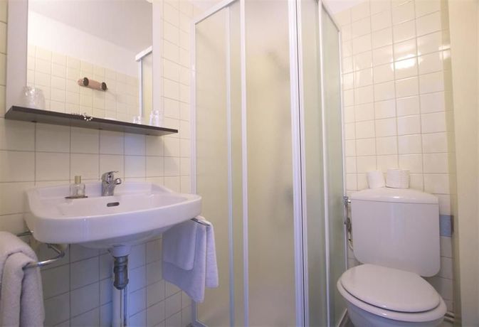 Imagen de la habitación del Hotel L'embarcadère. Foto 8