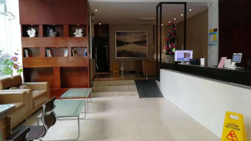 Imagen de los interiores del Hotel Lembay Guilin Exhibition Branch. Foto 18