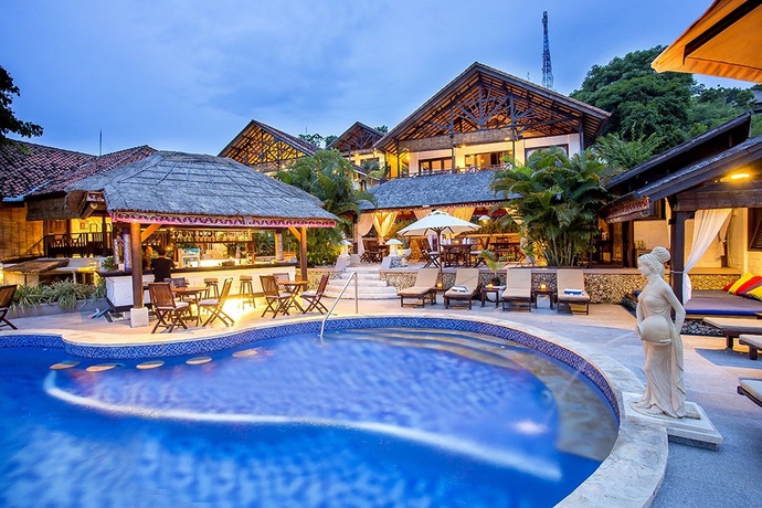 Imagen de la piscina del Hotel Lembongan Island Beach Villas. Foto 19