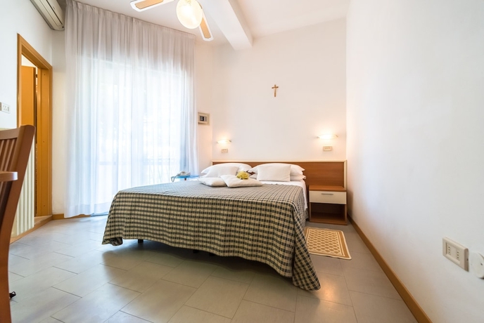 Imagen de la habitación del Hotel Lem-casadei. Foto 5