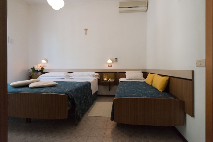 Imagen de la habitación del Hotel Lem-casadei. Foto 9