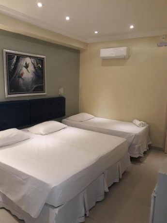 Imagen de la habitación del Hotel Lemes. Foto 7