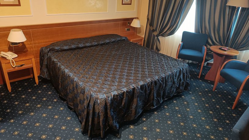 Imagen de la habitación del Hotel Lemi. Foto 6