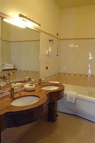 Imagen de la habitación del Hotel Lemi. Foto 9