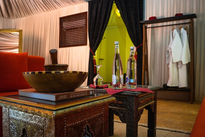 Imagen de la habitación del Hotel Lemnaouar Erg Camp. Foto 18