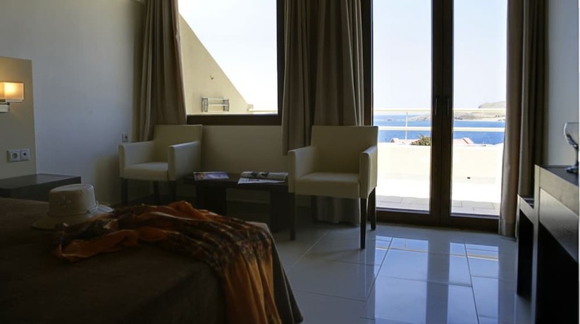 Imagen de la habitación del Hotel Lemnos Village Resort. Foto 12