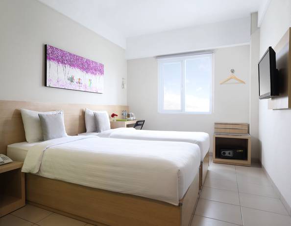 Imagen de la habitación del Hotel Lemo Serpong. Foto 12
