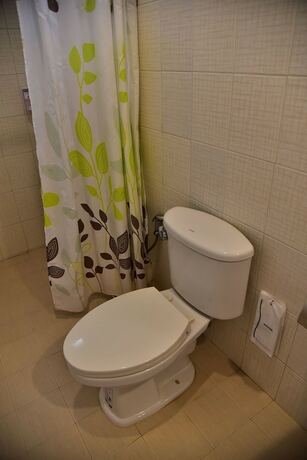 Imagen de la habitación del Hotel Lemon Chalet Kaeng Krachan Resort. Foto 14