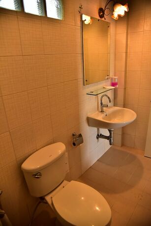 Imagen de la habitación del Hotel Lemon Chalet Kaeng Krachan Resort. Foto 15