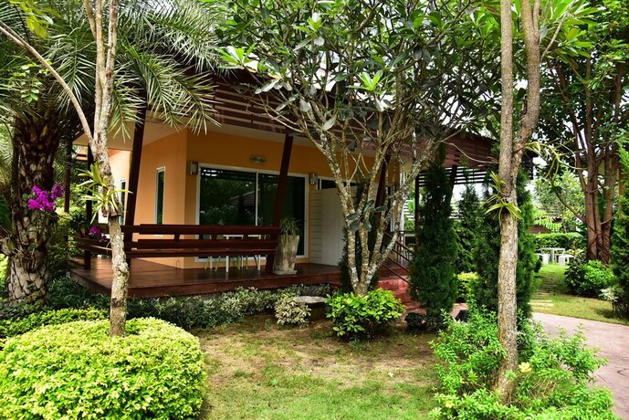 Imagen de la habitación del Hotel Lemon Chalet Kaeng Krachan Resort. Foto 21