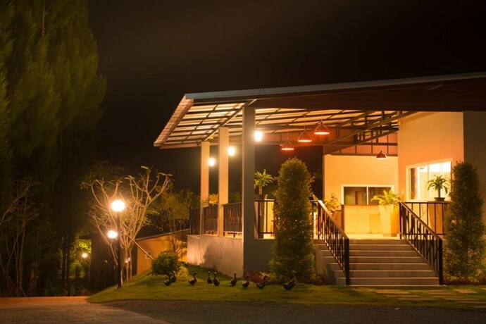 Imagen de los interiores del Hotel Lemon Chalet Kaeng Krachan Resort. Foto 32