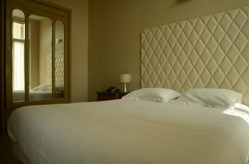 Imagen de la habitación del Hotel Lemon. Foto 3