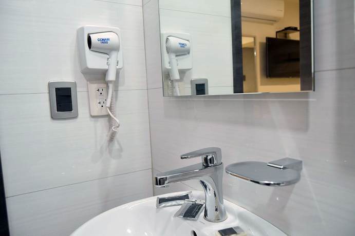 Imagen de la habitación del Hotel Lemon Green. Foto 12