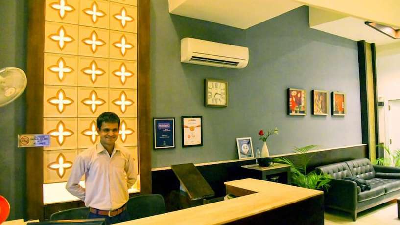 Imagen de los interiores del Hotel Lemon Park By Rosefinch. Foto 13