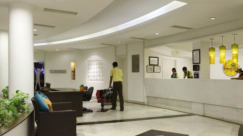 Imagen de los interiores del Hotel Lemon Tree, Ahmedabad. Foto 14