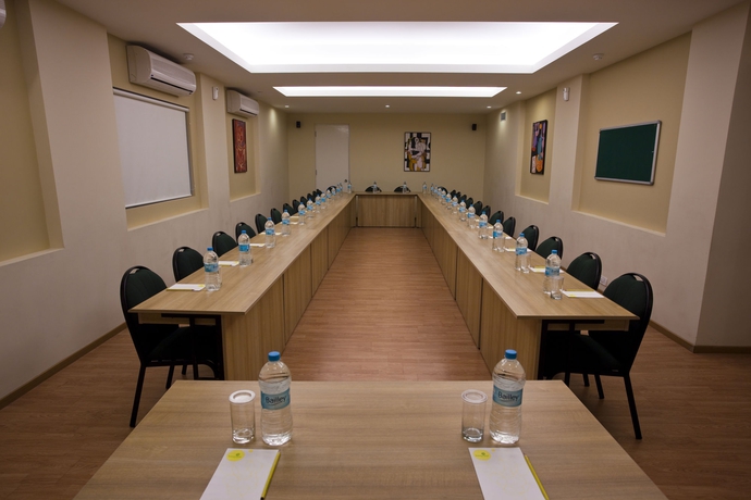 Imagen de los interiores del Hotel Lemon Tree , Aurangabad. Foto 9