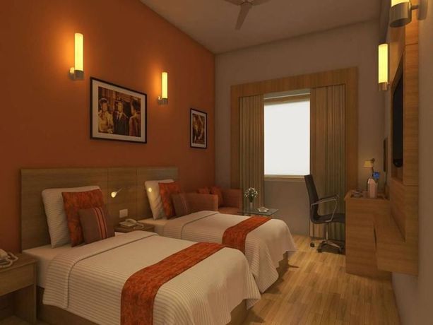 Imagen del bar/restaurante del Hotel Lemon Tree Gachibowli Hyderabad. Foto 3