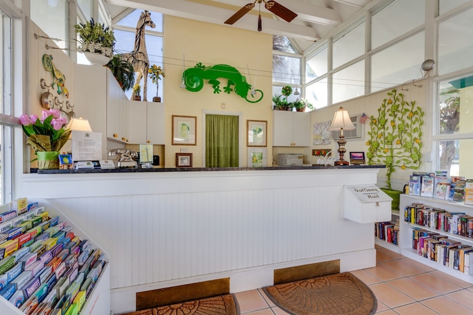 Imagen de los interiores del Hotel Lemon Tree Inn - Near Tin City. Foto 19