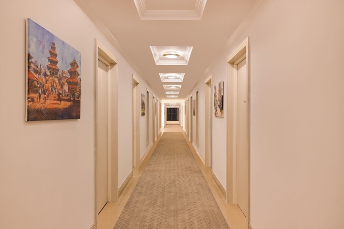 Imagen de los interiores del Hotel Lemon Tree Premier Budhanilkanth. Foto 16