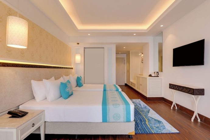 Imagen de la habitación del Hotel Lemon Tree Premier Budhanilkanth. Foto 13