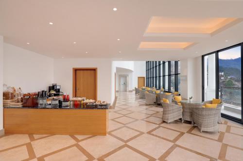 Imagen general del Hotel Lemon Tree Premier Budhanilkantha Kathmandu, Nepal. Foto 3