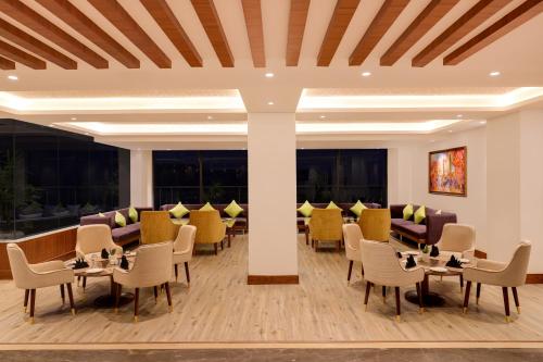 Imagen general del Hotel Lemon Tree Premier Budhanilkantha Kathmandu, Nepal. Foto 8