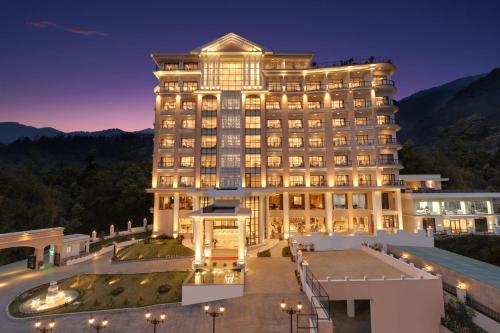 Imagen general del Hotel Lemon Tree Premier Budhanilkantha Kathmandu, Nepal. Foto 11