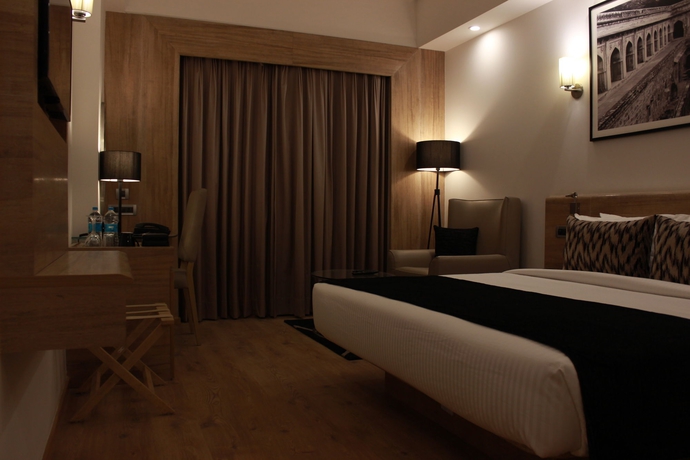 Imagen de la habitación del Hotel Lemon Tree Premier City Center Gurugram. Foto 6