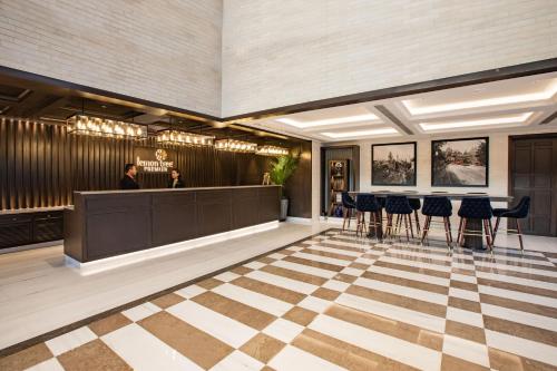 Imagen de los interiores del Hotel Lemon Tree Premier, Mumbai International Airport. Foto 5