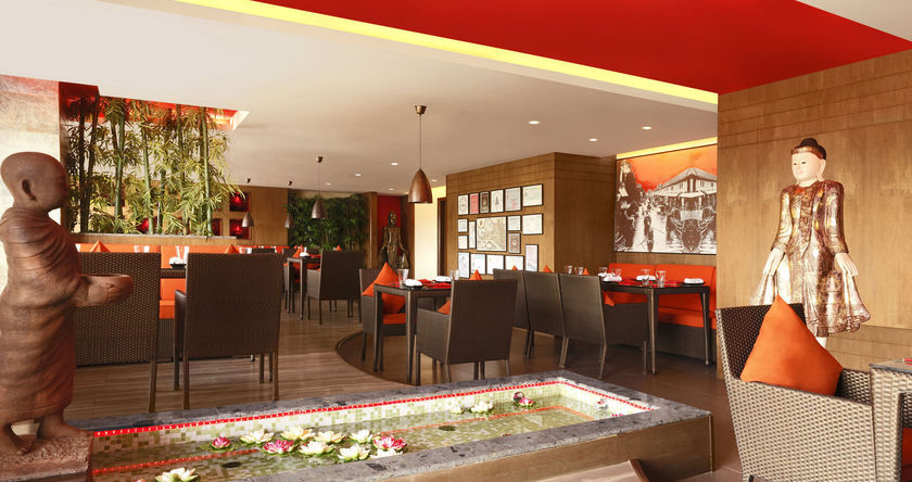 Imagen del bar/restaurante del Hotel Lemon Tree Premier, Ulsoor Lake, Bengaluru. Foto 6