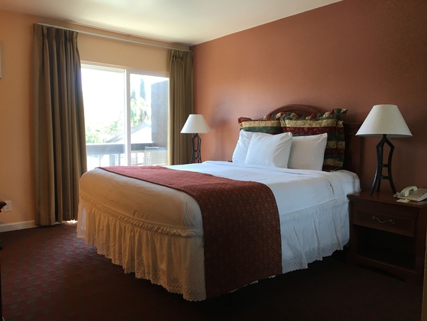 Imagen de la habitación del Hotel Lemon Tree and Suites Anaheim. Foto 2