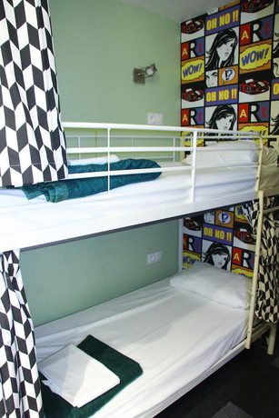 Imagen de la habitación del Hotel Lemon Vigneux. Foto 11