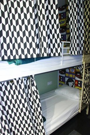 Imagen de la habitación del Hotel Lemon Vigneux. Foto 20