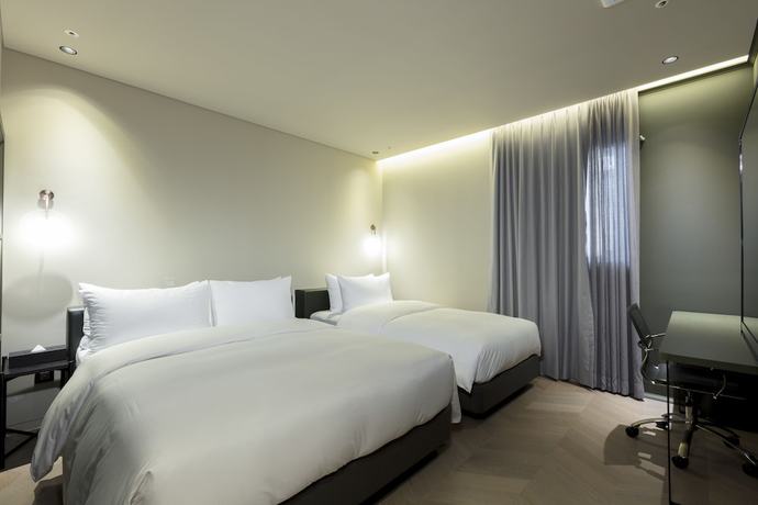 Imagen de la habitación del Hotel Lemong. Foto 2