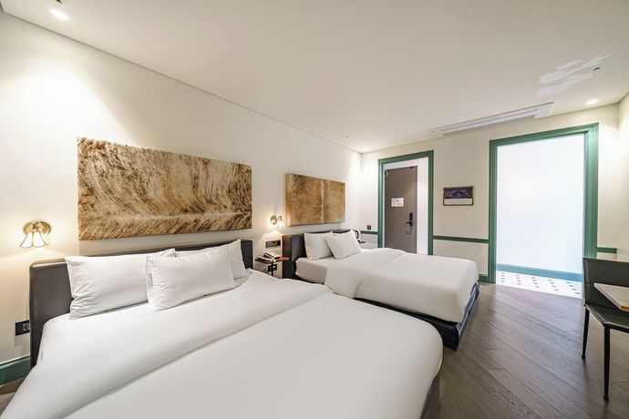 Imagen de la habitación del Hotel Lemong. Foto 6